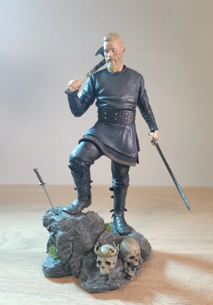 RAGNAR LOTHBROK
